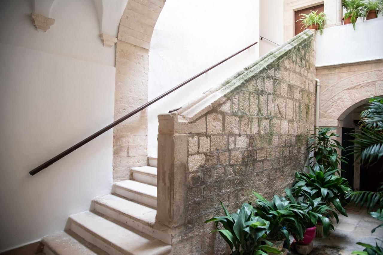 Casa Sant'Orsola - Appartamento Nella Citta Antica Molfetta Exterior foto