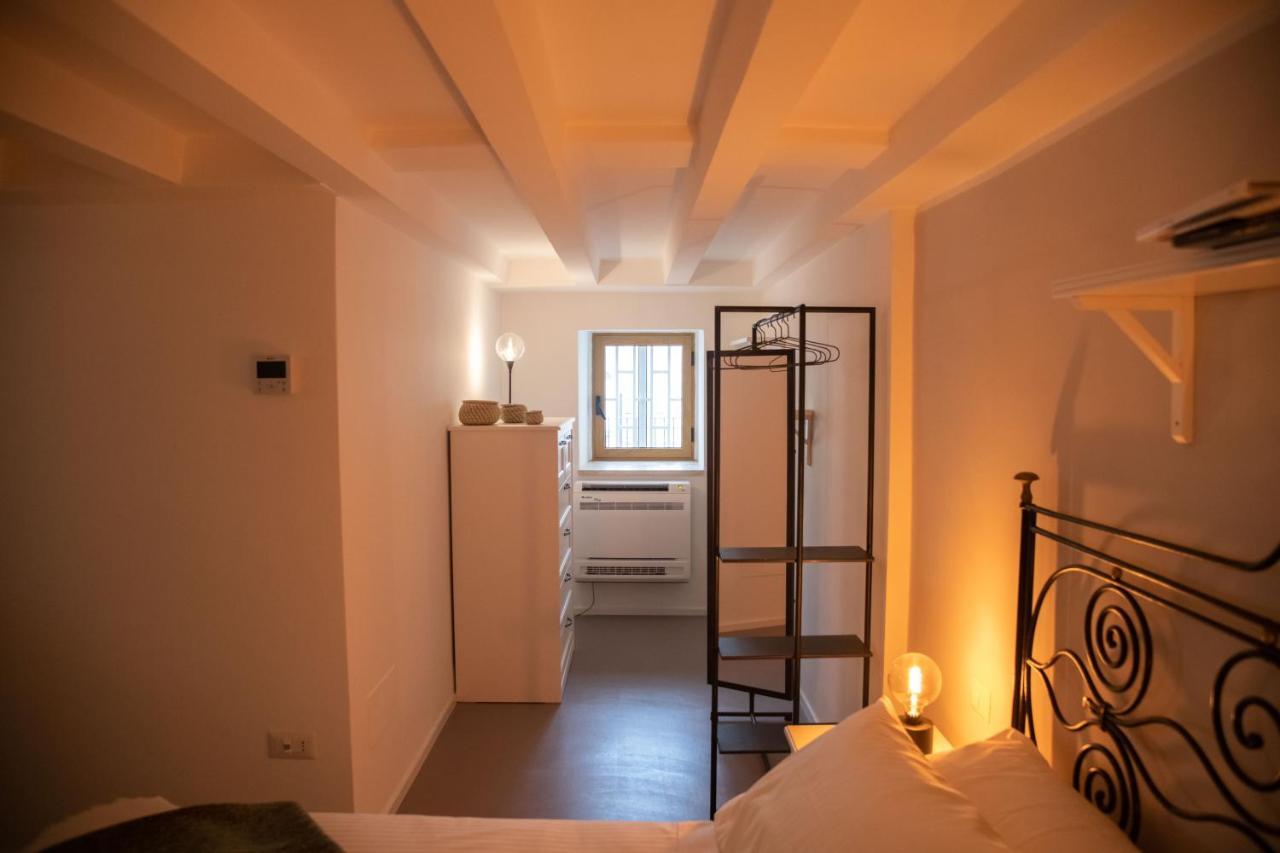Casa Sant'Orsola - Appartamento Nella Citta Antica Molfetta Exterior foto